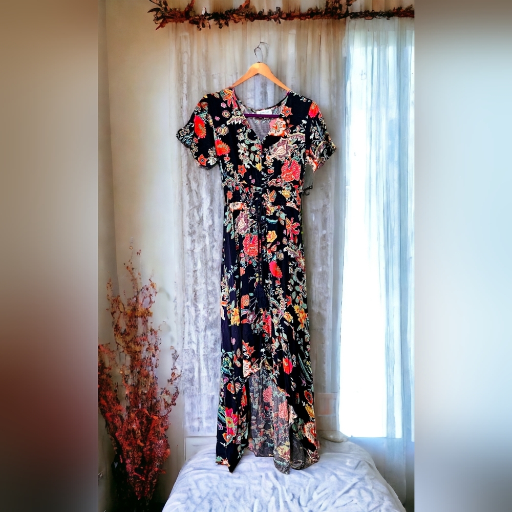 EUC Grace & Lace high/low floral dress with ruching and a tie at waist. SZ XS